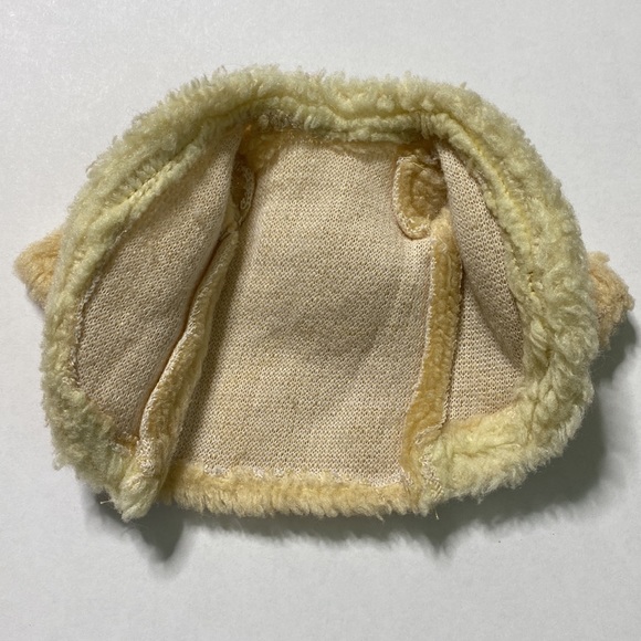 Vintage Jordache fur coat for Barbie - Picture 5 of 9